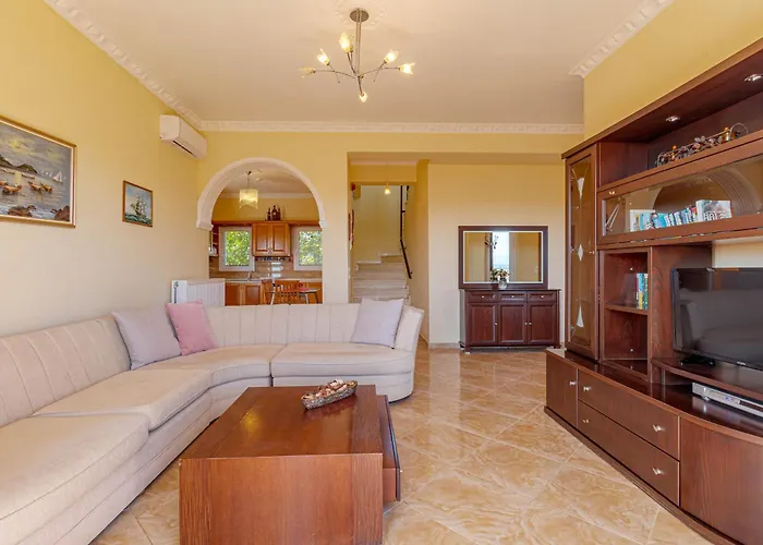 Saint John, By Estia Вилла *