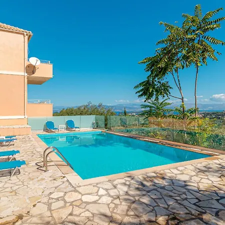 Saint John, By Estia فيلة Potamós