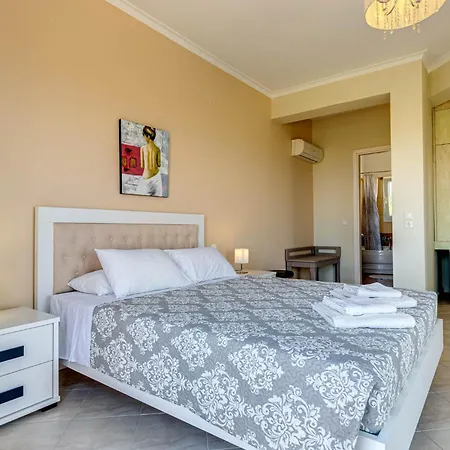 فيلة Saint John, By Estia